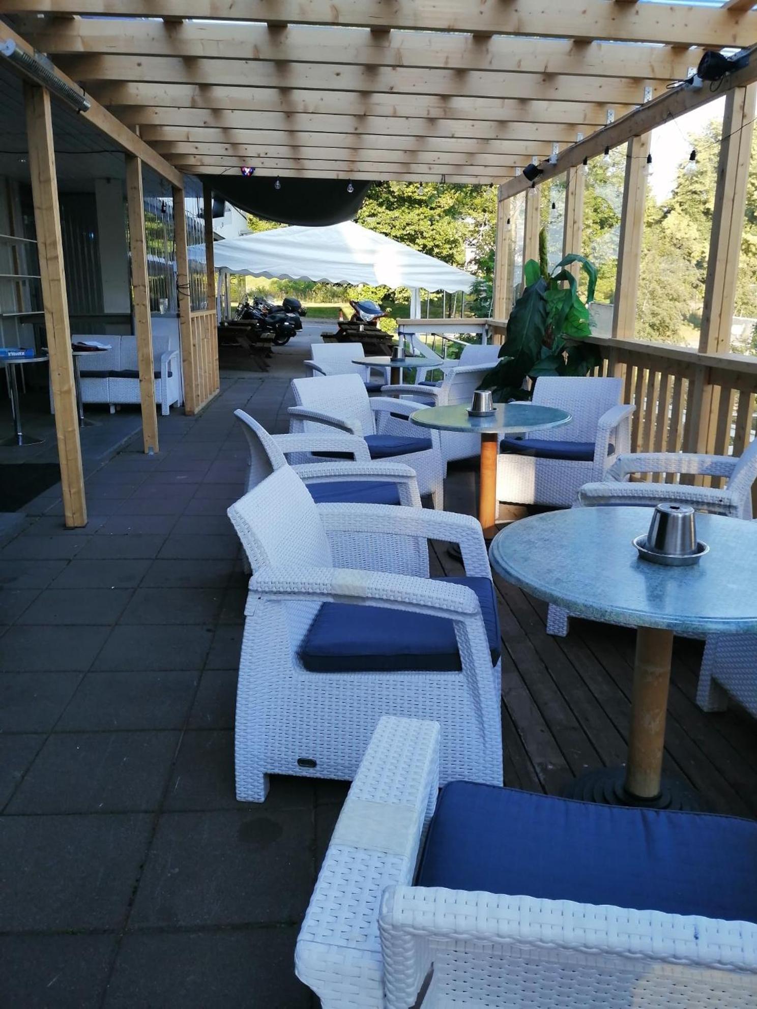 Ikahani Hotel